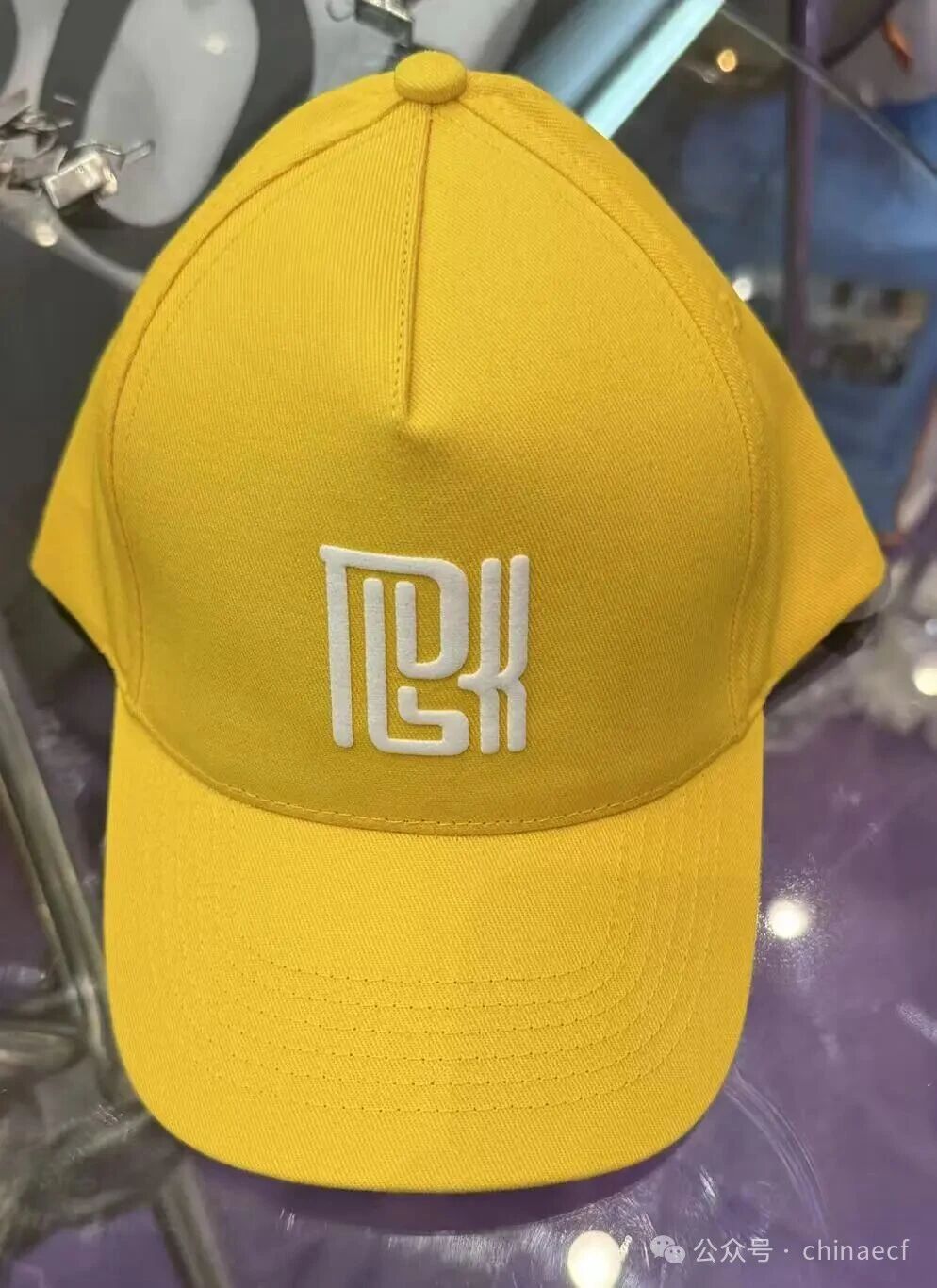 從材料革新到體驗(yàn)重塑，中國服裝&ldquo;趕海人&rdquo;闖出時(shí)尚新航道