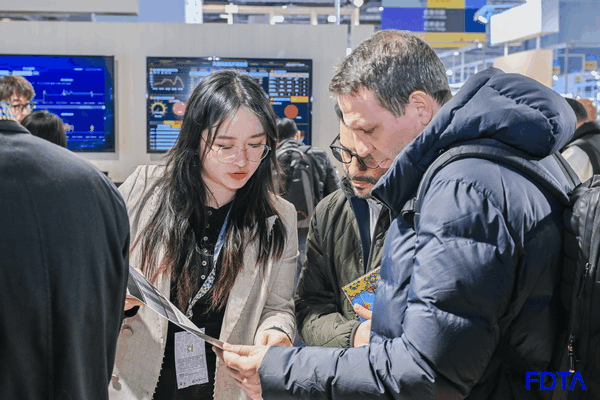 &ldquo;AI+紡織&rdquo;破局轉(zhuǎn)型痛點(diǎn)！數(shù)字時(shí)尚創(chuàng)新空間匯聚全鏈路數(shù)智新科技